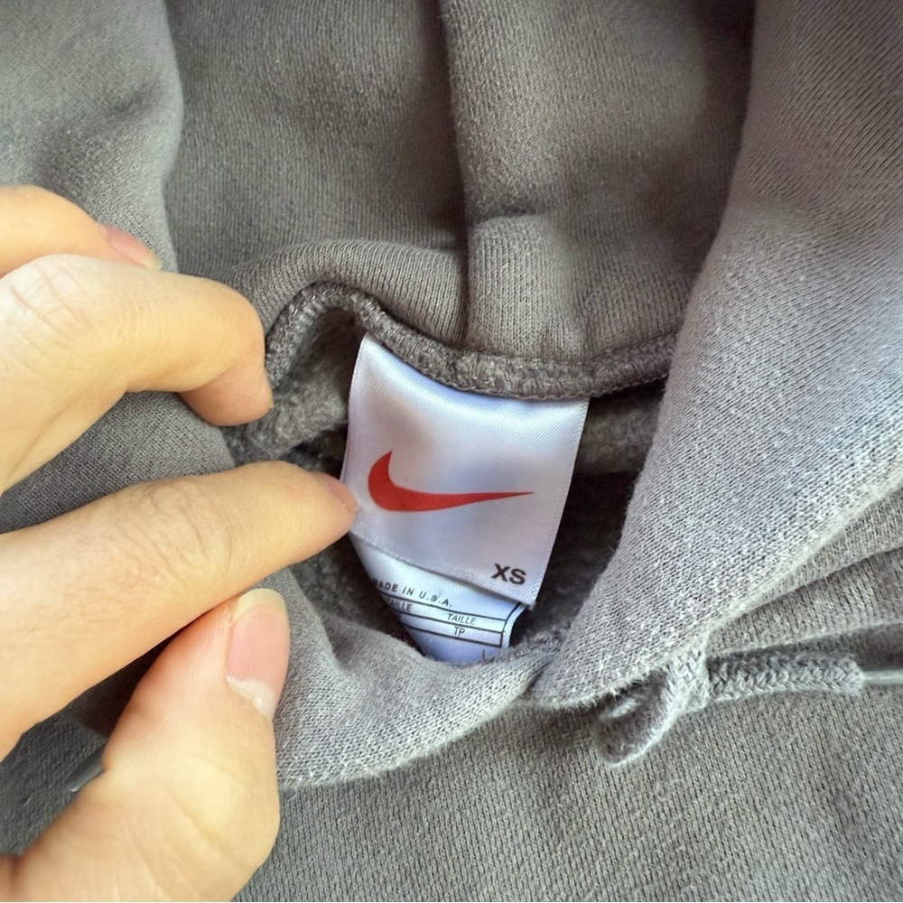 Vintage 90s center swoosh nike hoodie - Picture 2 of 3